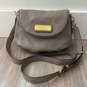 Marc by Marc Jacobs crossbody purse grey gray bag genuine leather taupe